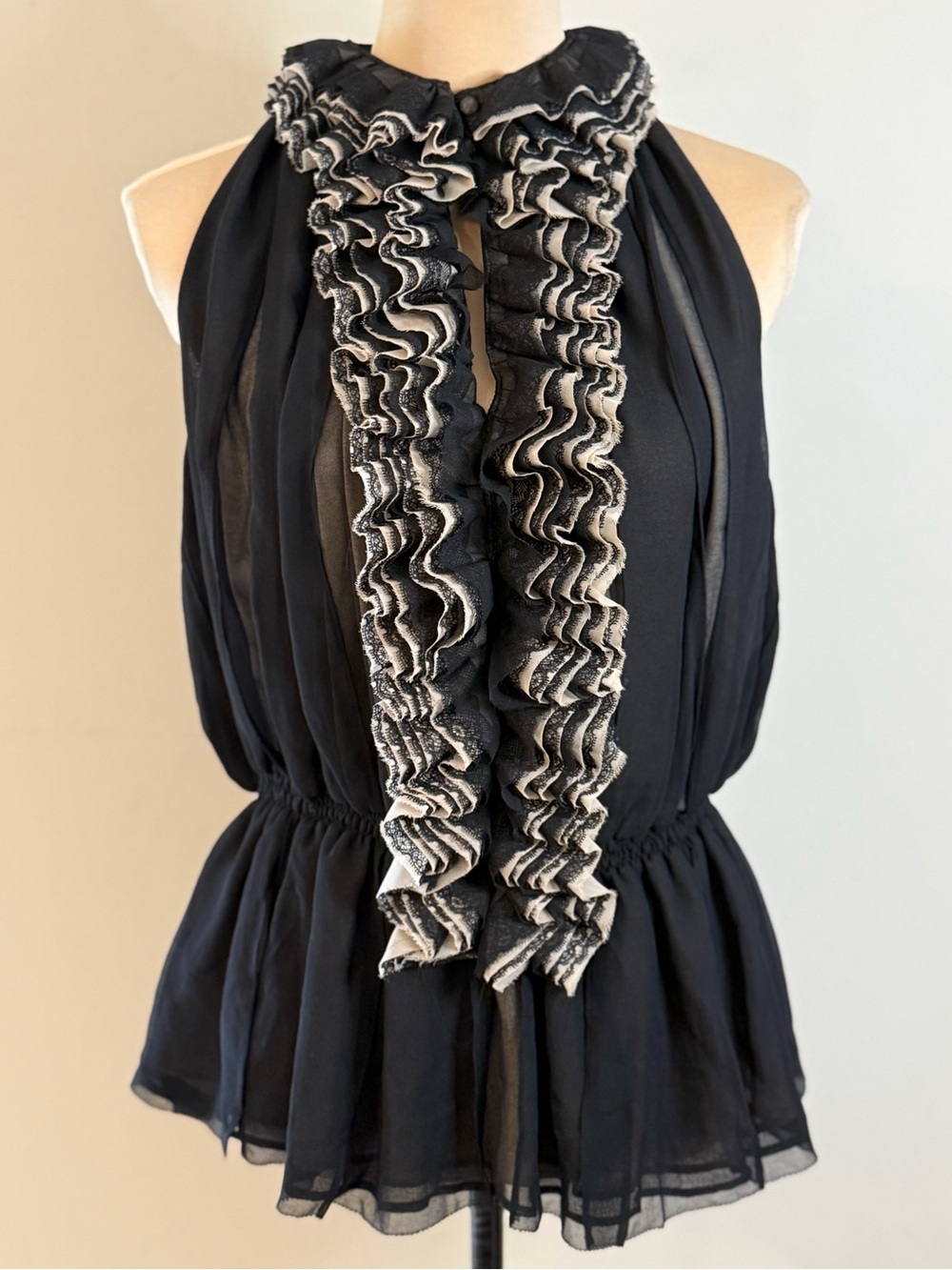 Neiman Marcus Robert Rodriquez black & tan ruffled sleeveless top SZ M